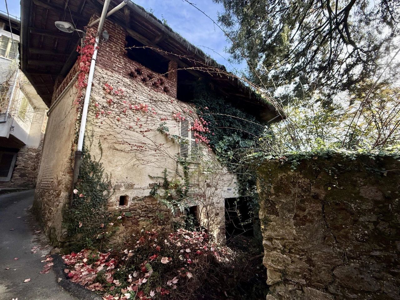 Вилла в Верчелли, Италия, 700 м² - фото 7