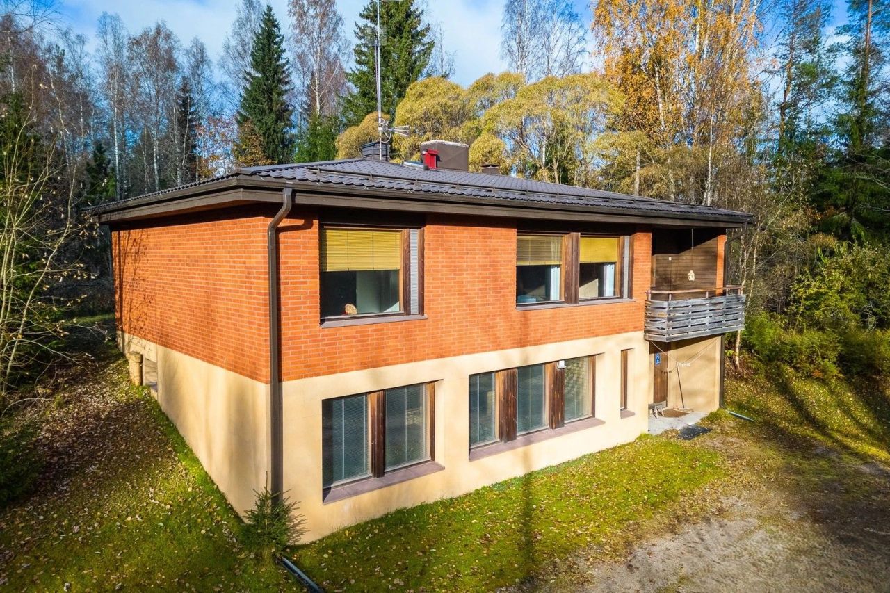 Дом в Руовеси, Финляндия, 175 м² - фото 1