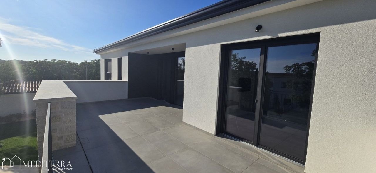 Вилла в Врсаре, Хорватия, 200 м² - фото 5