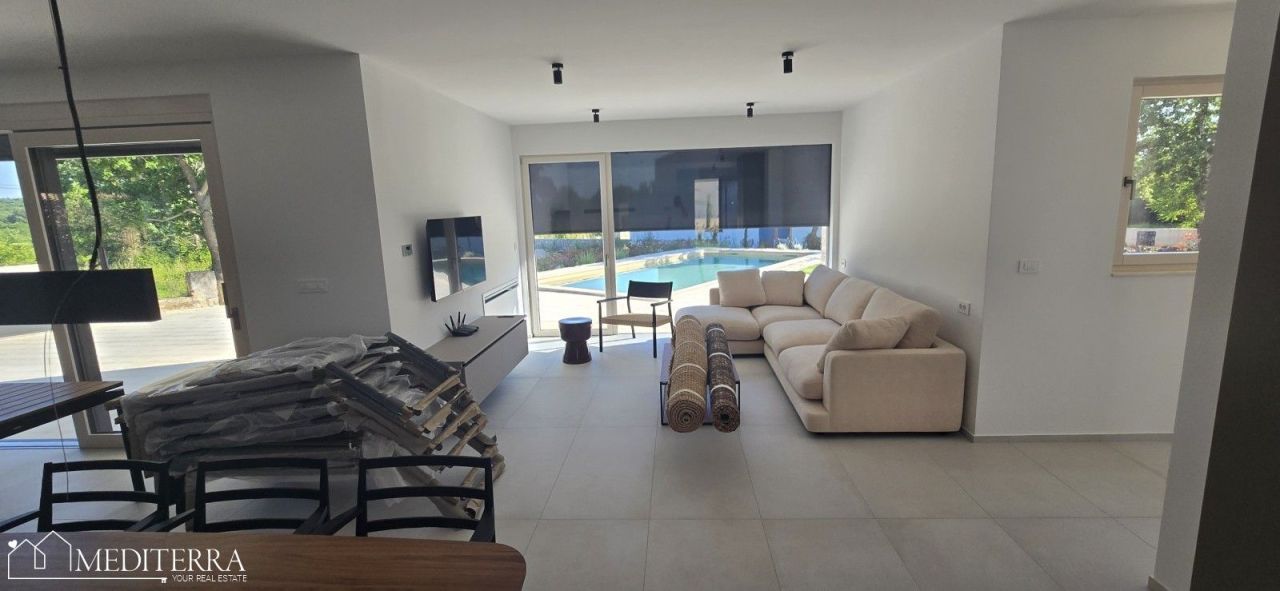 Вилла в Врсаре, Хорватия, 200 м² - фото 11