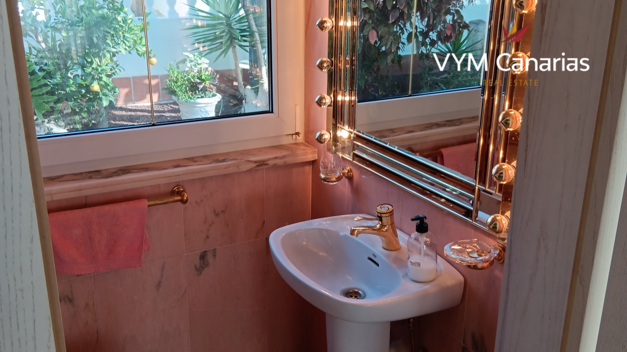 Вилла на Тенерифе, Испания, 345 м² - фото 17