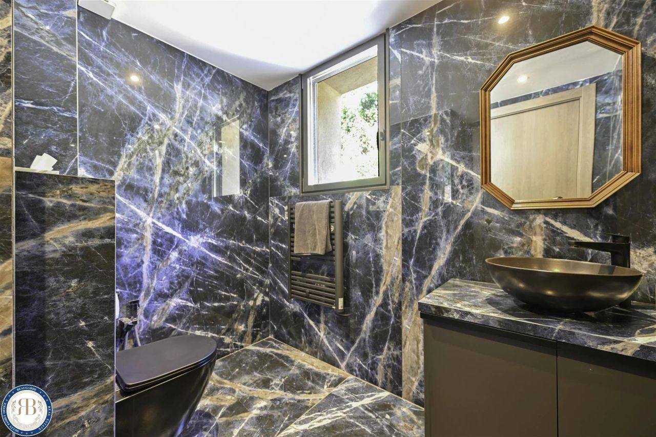 Дом в Мужене, Франция, 372 м² - фото 19