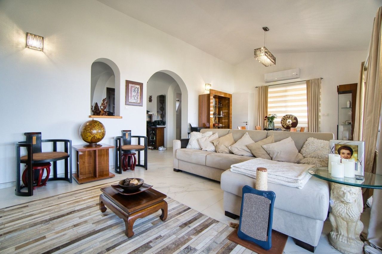 Вилла в Пафосе, Кипр, 200 м² - фото 6