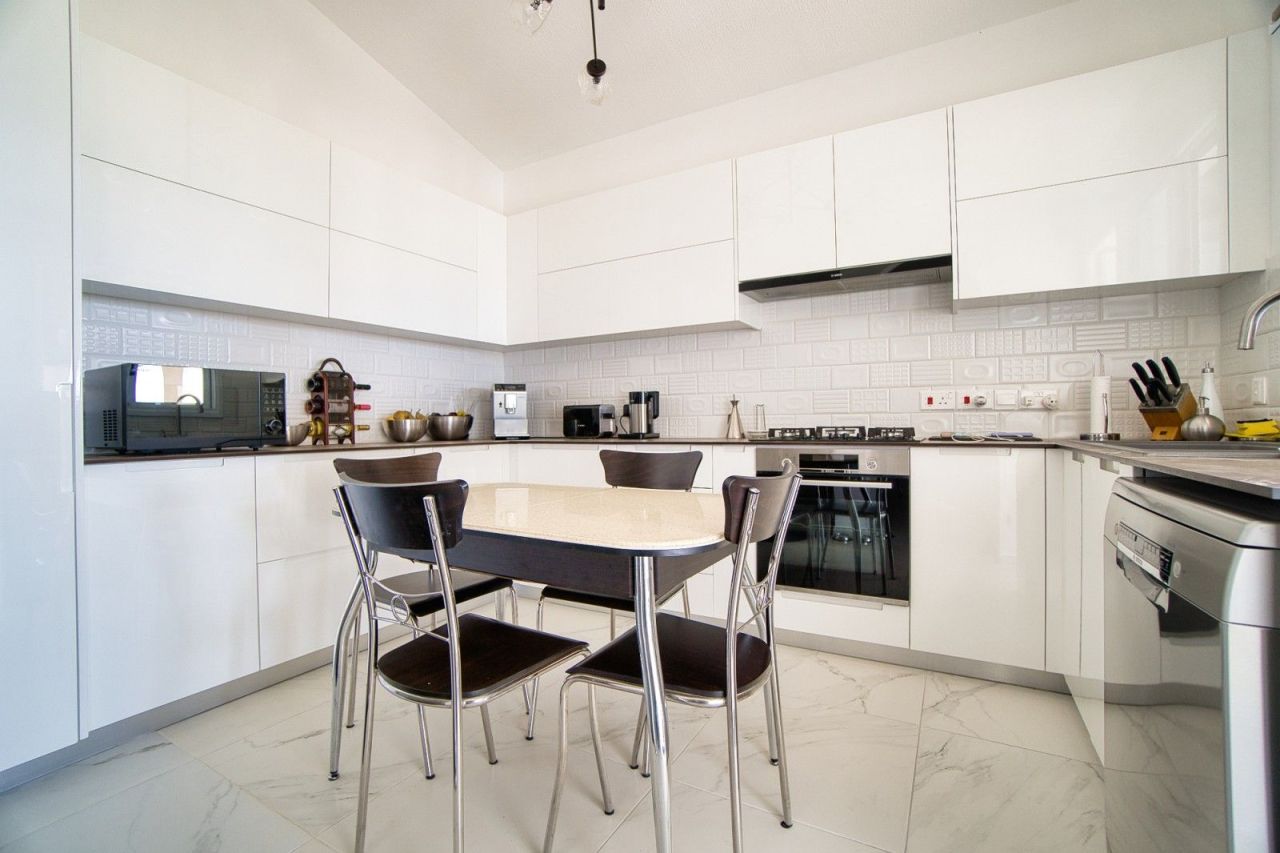 Вилла в Пафосе, Кипр, 200 м² - фото 10