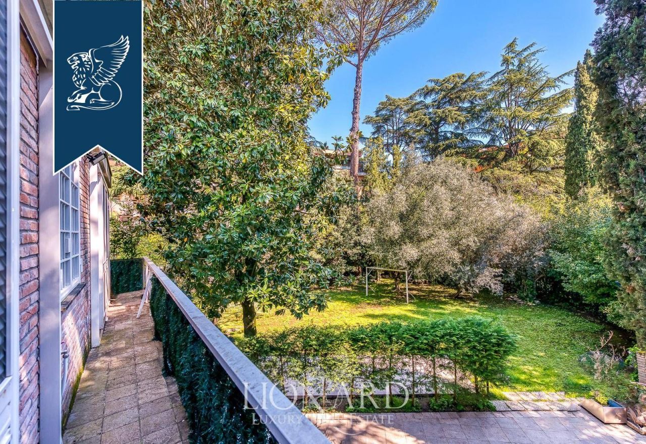 Вилла в Риме, Италия, 350 м² - фото 16