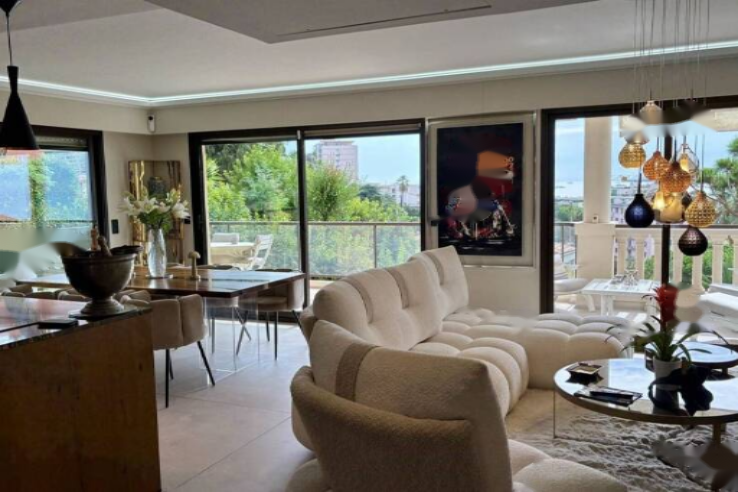 Квартира в Каннах, Франция, 90 м² - фото 1