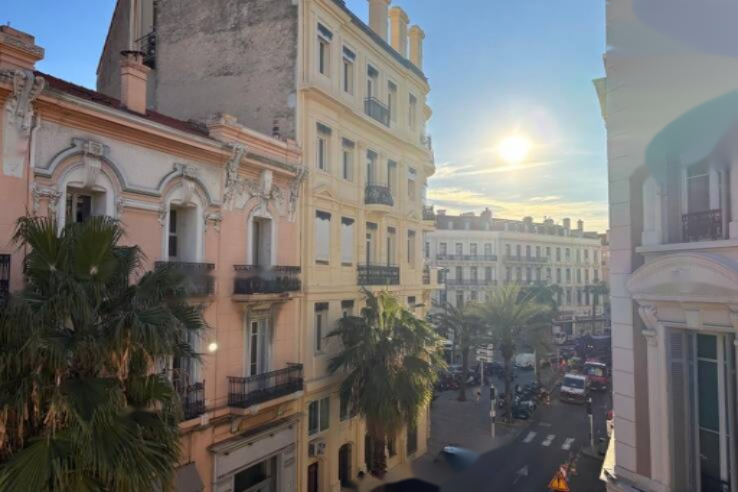 Квартира в Каннах, Франция, 70 м² - фото 1