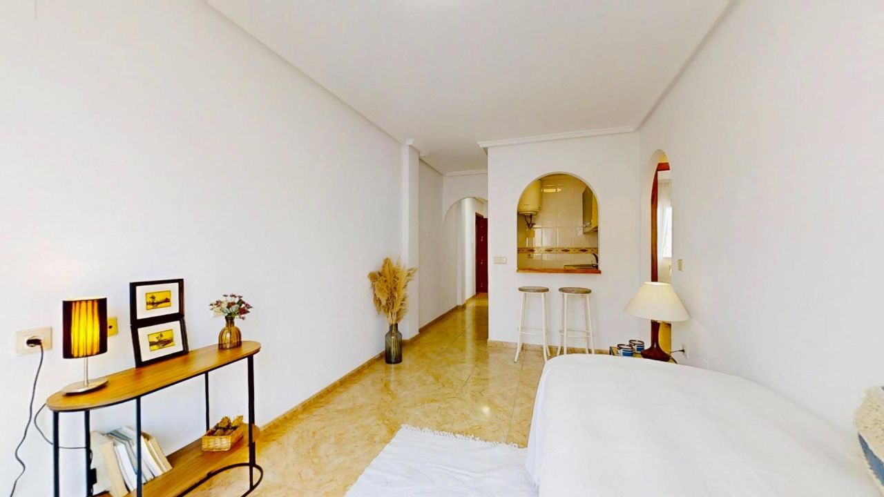 Квартира в Торревьехе, Испания, 70 м² - фото 2