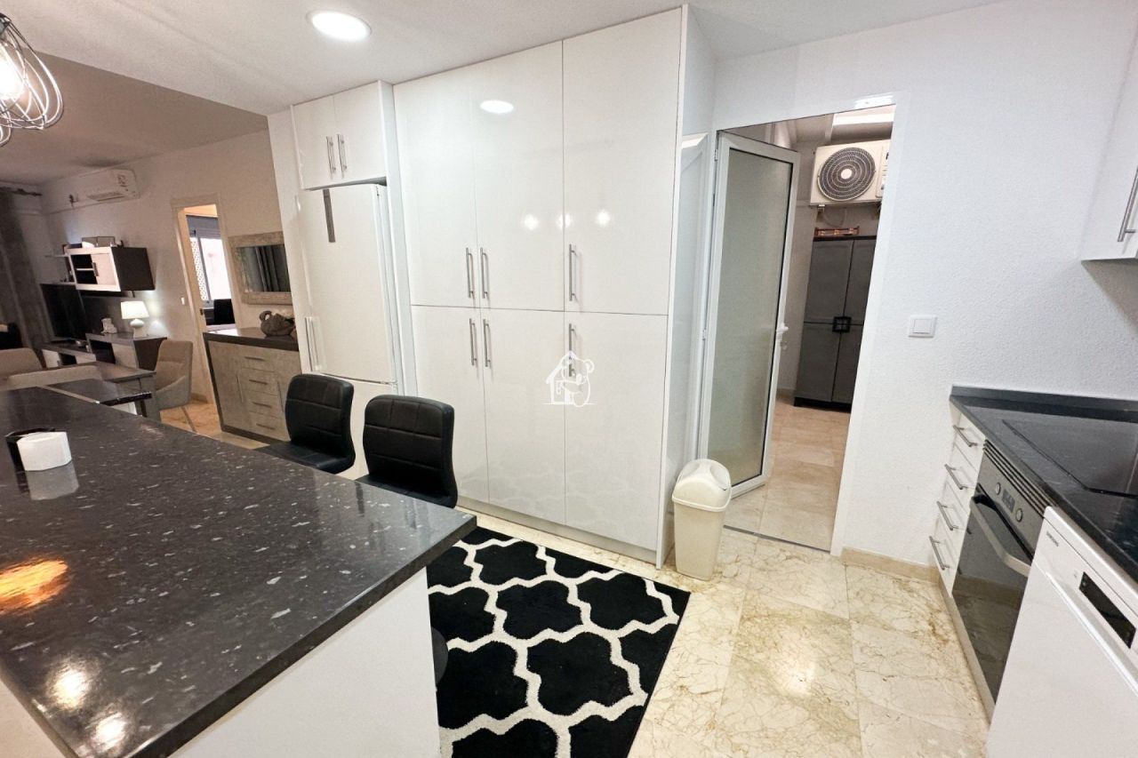 Апартаменты в Торревьехе, Испания, 110 м² - фото 9