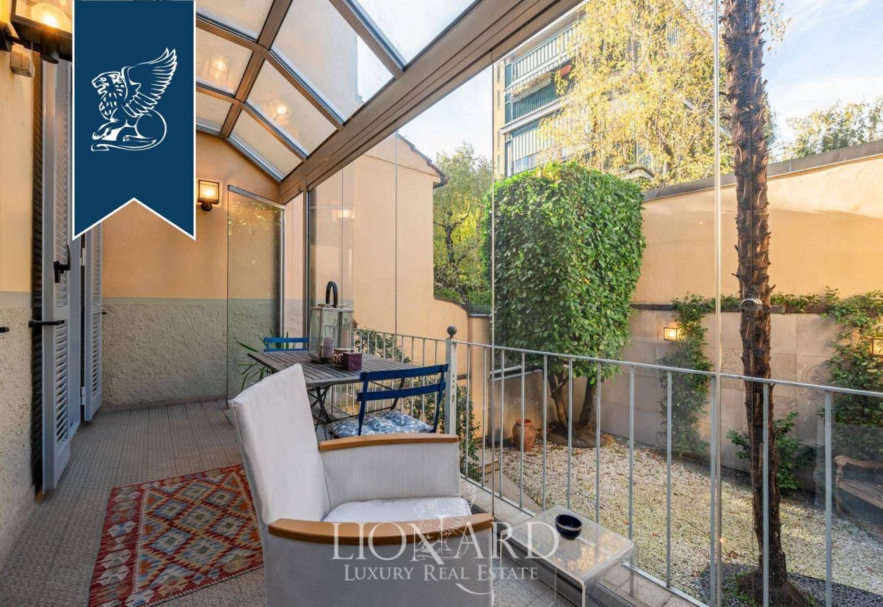 Вилла в Милане, Италия, 250 м² - фото 5