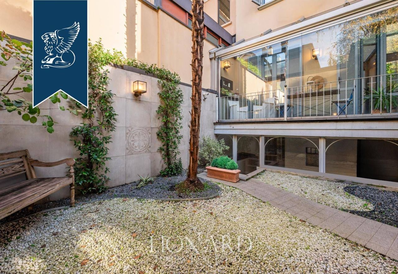 Вилла в Милане, Италия, 250 м² - фото 6