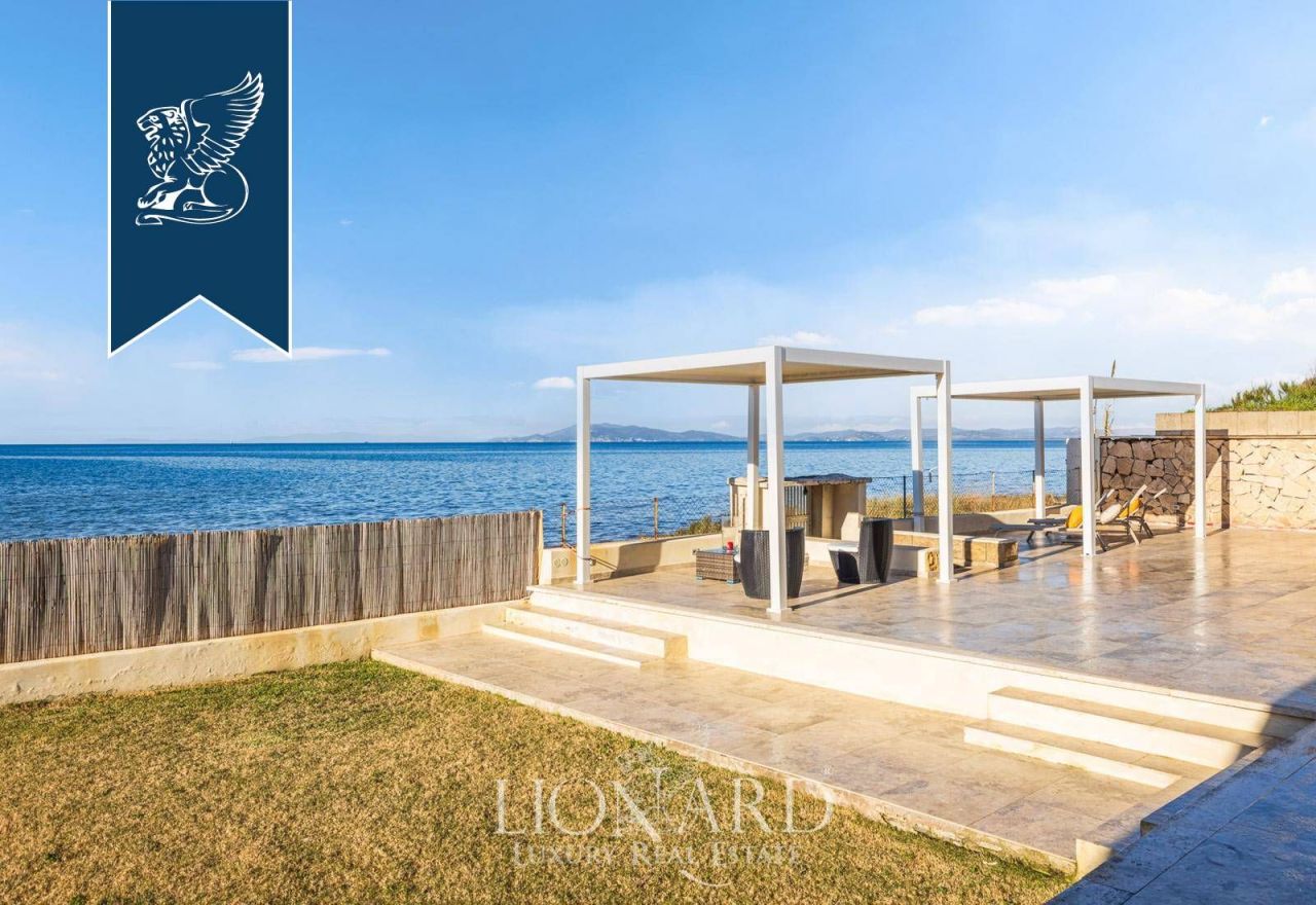 Вилла в Орбетелло, Италия, 600 м² - фото 6