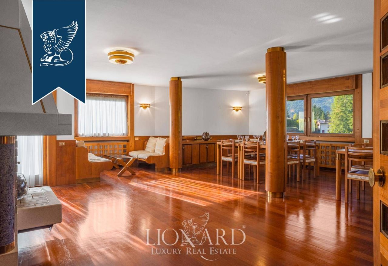 Вилла в Кортина Д'Ампеццо, Италия, 950 м² - фото 7