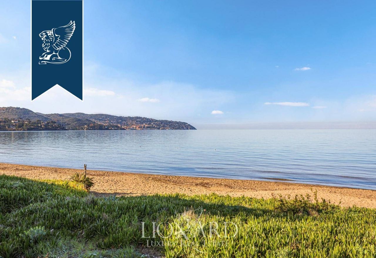 Вилла в Орбетелло, Италия, 600 м² - фото 7