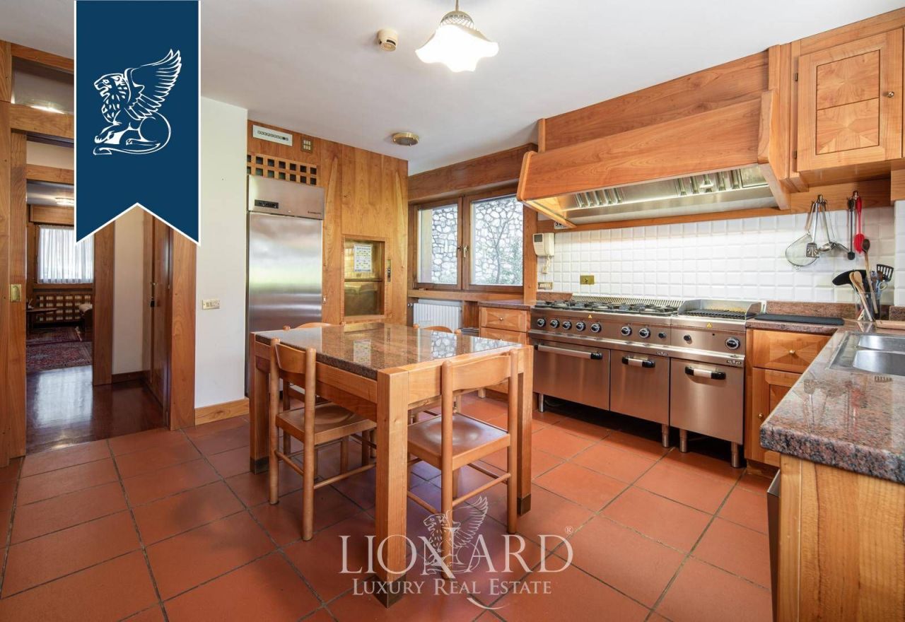 Вилла в Кортина Д'Ампеццо, Италия, 950 м² - фото 8