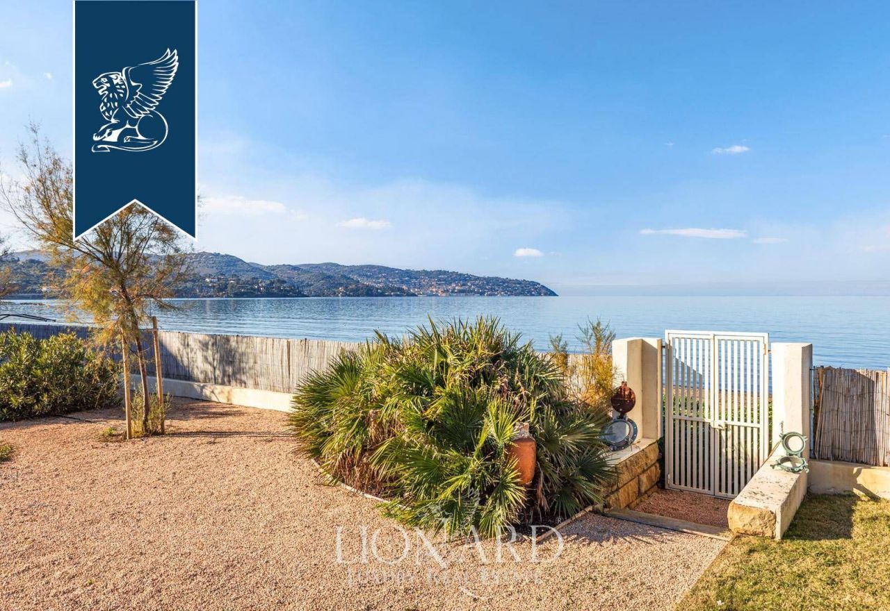 Вилла в Орбетелло, Италия, 600 м² - фото 8