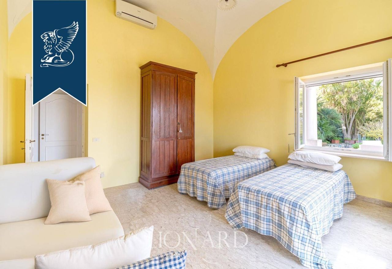 Апартаменты на Капри, Италия, 76 м² - фото 11