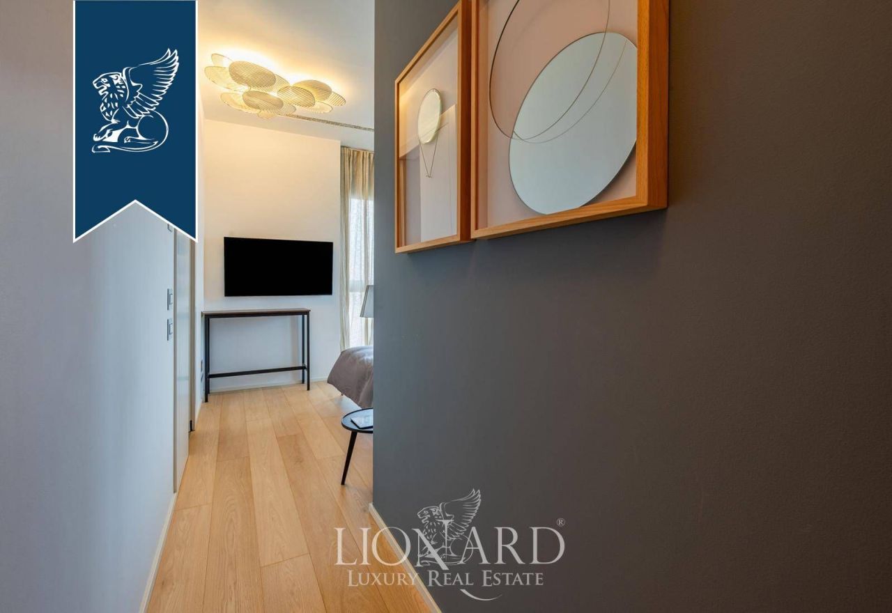 Апартаменты в Милане, Италия, 235 м² - фото 17