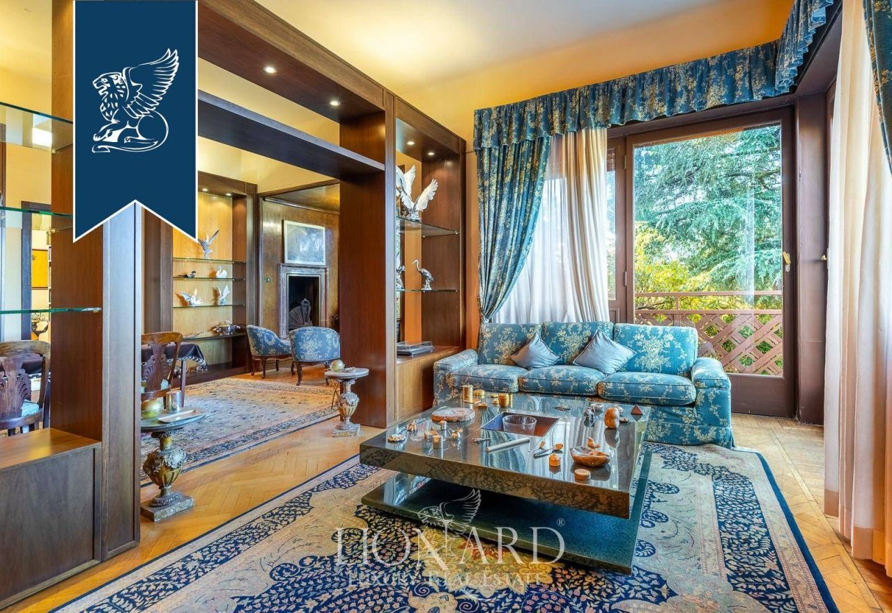 Вилла в Новаре, Италия, 1 732 м² - фото 17