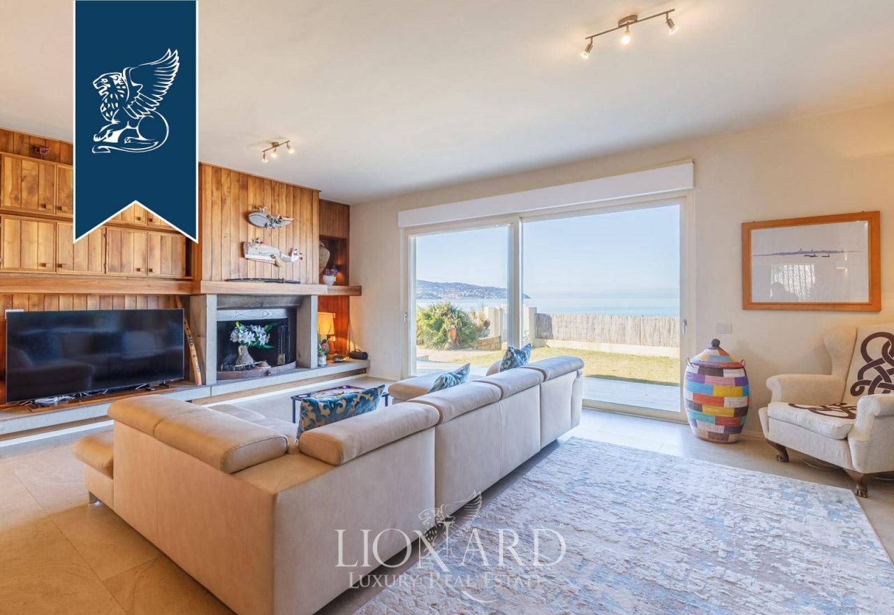 Вилла в Орбетелло, Италия, 600 м² - фото 17