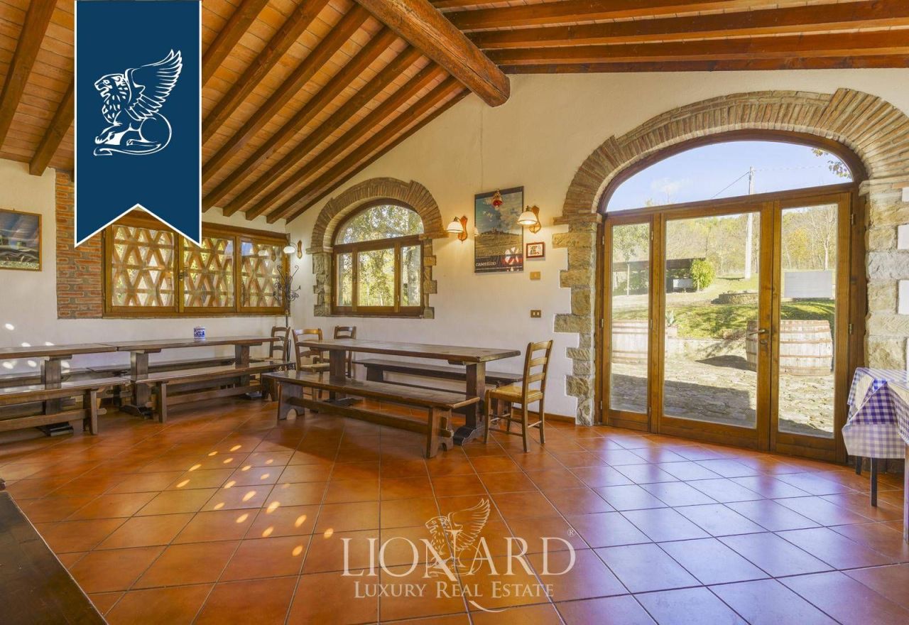 Ферма в Ареццо, Италия, 1 300 м² - фото 17