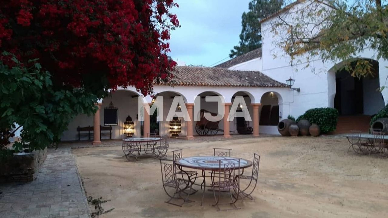 Отель, гостиница в Севилье, Испания, 19 642 м² - фото 12