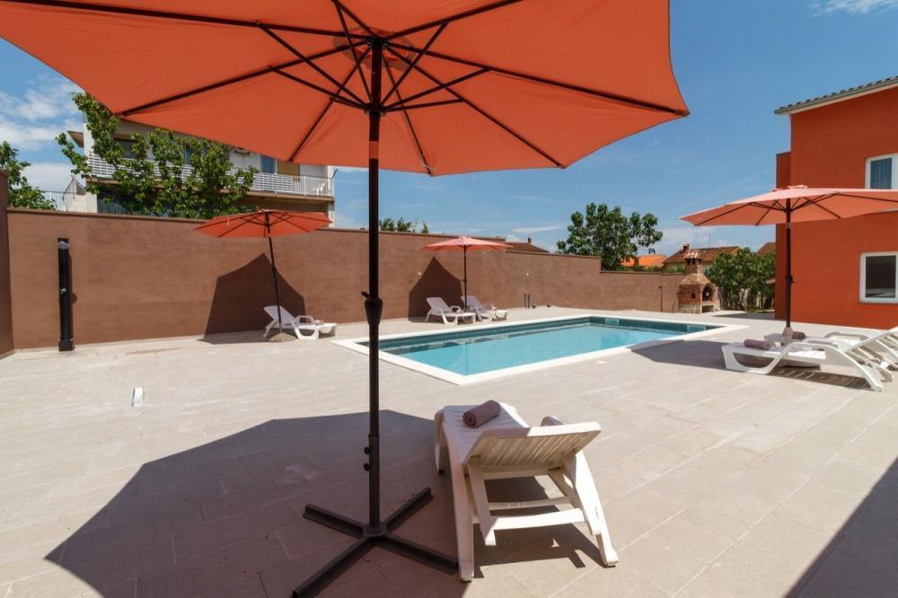 Отель, гостиница в Пуле, Хорватия, 415 м² - фото 1