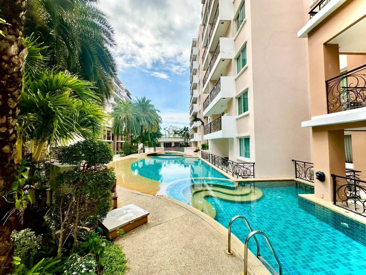 Апартаменты в Паттайе, Таиланд, 36 м² - фото 2