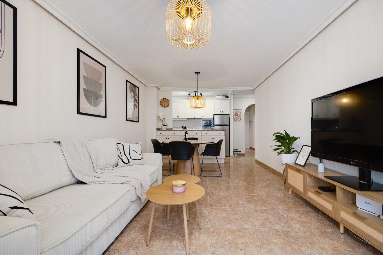 Квартира в Торревьехе, Испания, 59 м² - фото 2