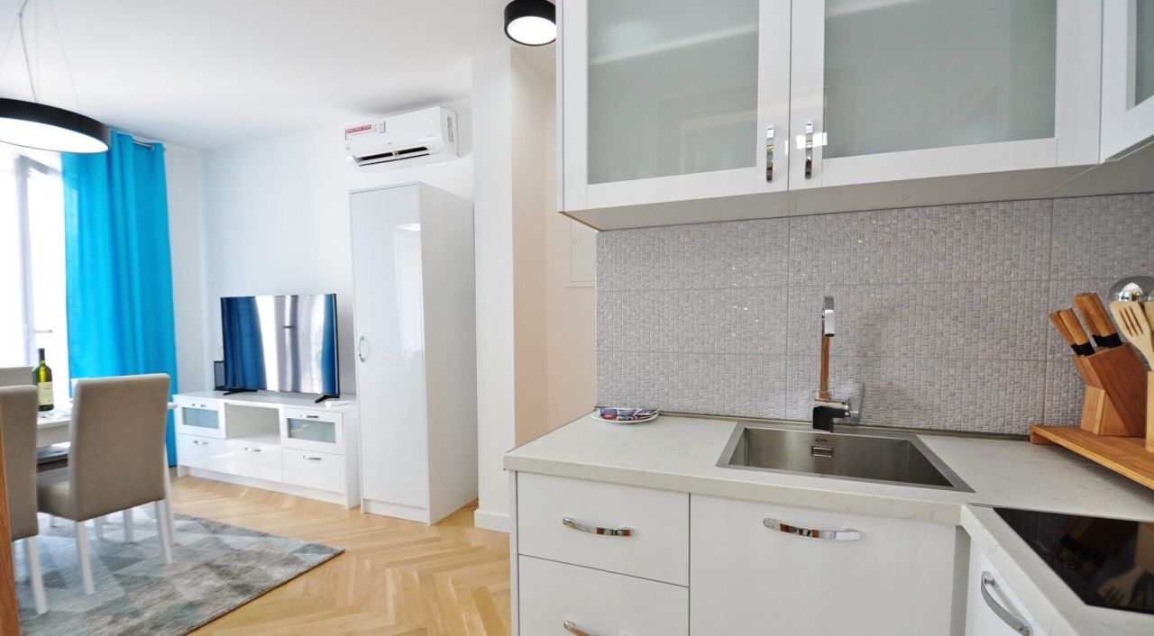 Студия в Доброте, Черногория, 38 м² - фото 9