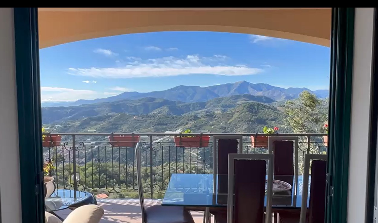 Вилла в Нови-Лигуре, Италия, 320 м² - фото 5