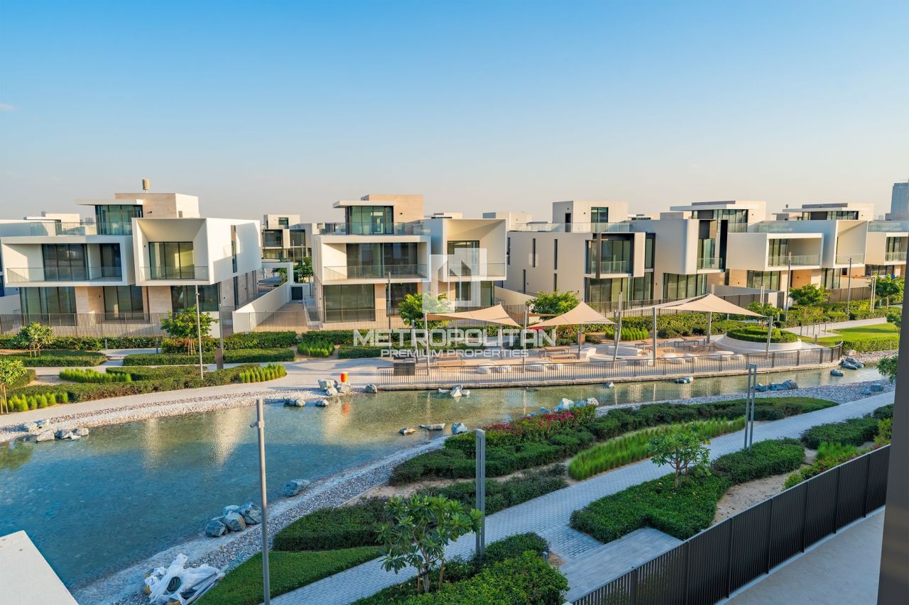 Вилла в Дубае, ОАЭ, 964 м² - фото 4