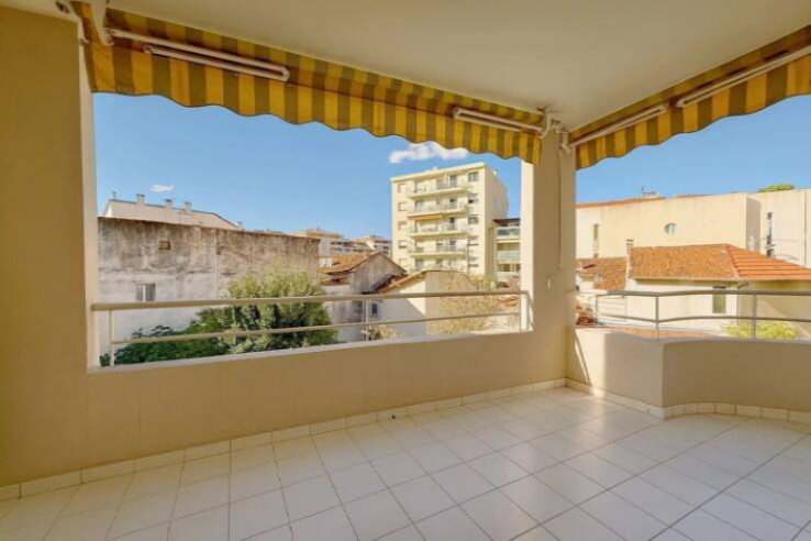 Квартира в Каннах, Франция, 72 м² - фото 1