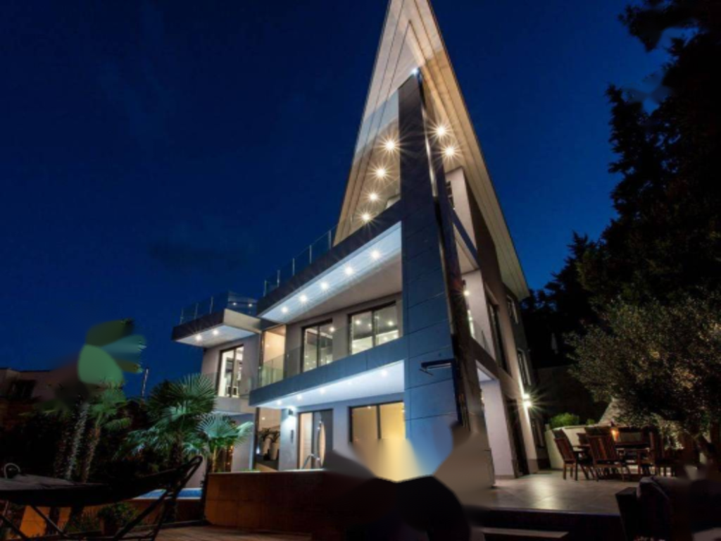 Дом в Опатии, Хорватия, 758 м² - фото 1