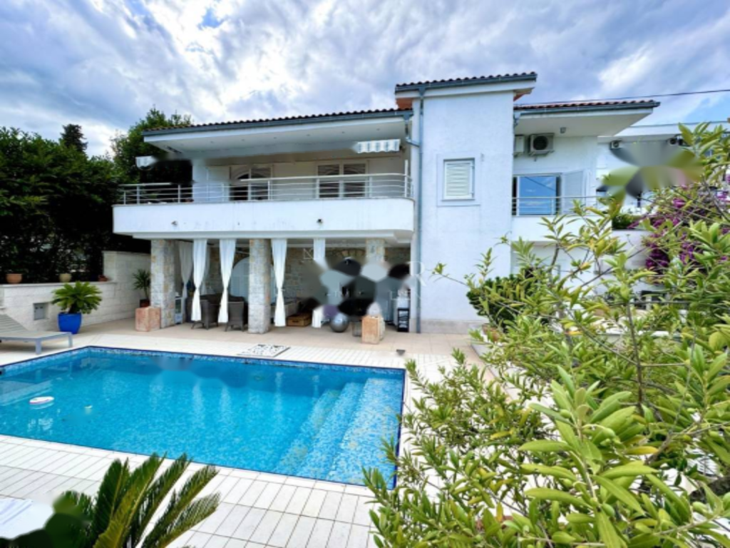 Дом в Опатии, Хорватия, 240 м² - фото 2