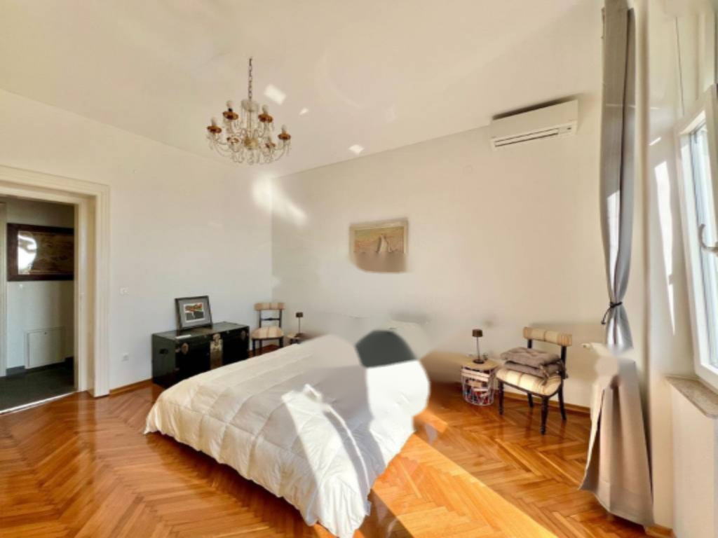 Квартира в Опатии, Хорватия, 200 м² - фото 11