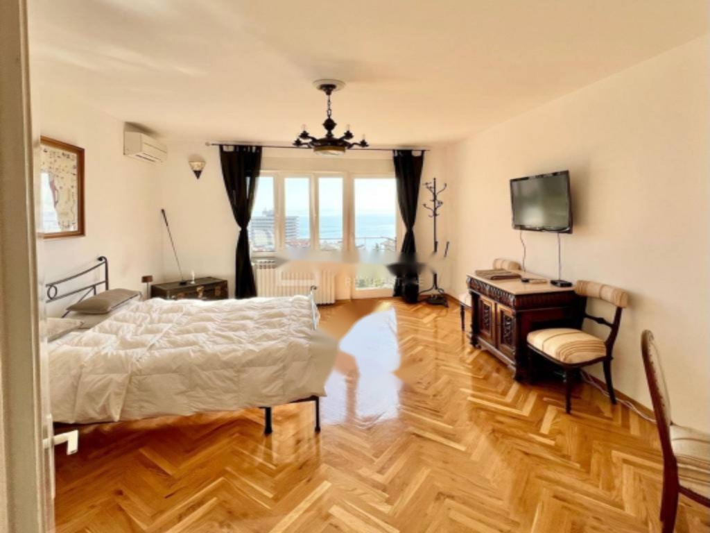 Квартира в Опатии, Хорватия, 200 м² - фото 12