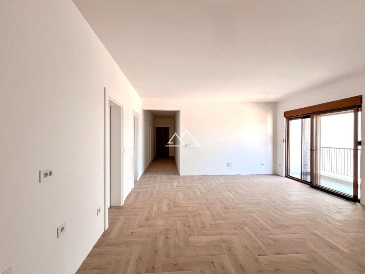 Апартаменты в Тивате, Черногория, 72 м² - фото 9