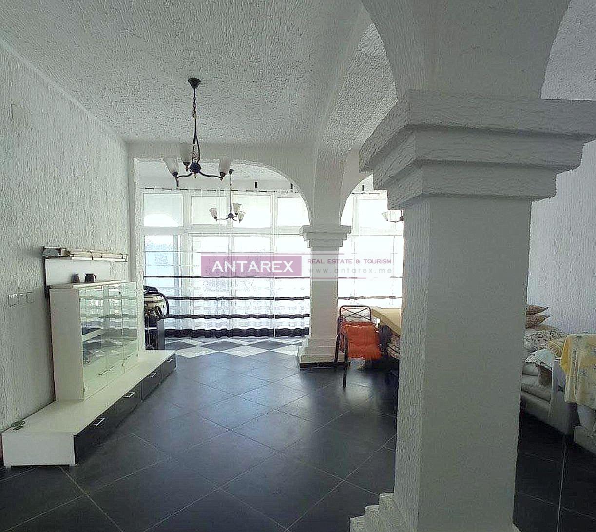 Вилла в Баре, Черногория, 286 м² - фото 3