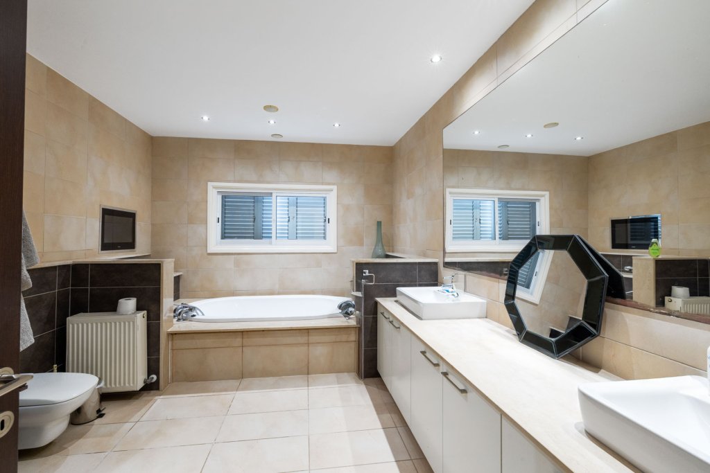 Квартира в Пафосе, Кипр, 500 м² - фото 18