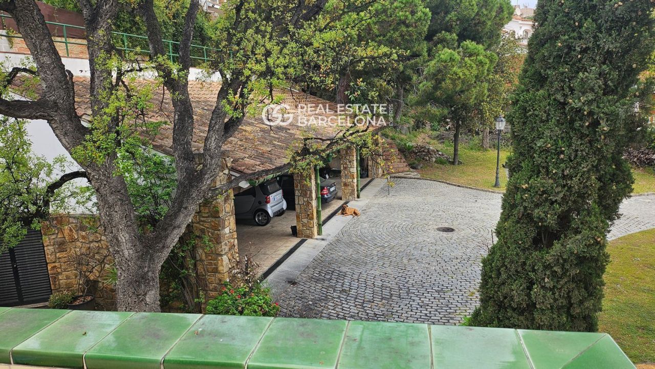 Земля в Барселоне, Испания, 3 м² - фото 16