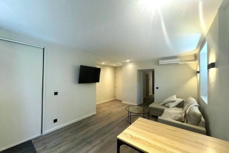 Квартира в Каннах, Франция, 47 м² - фото 1