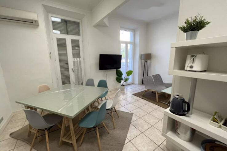 Квартира в Каннах, Франция, 70 м² - фото 1