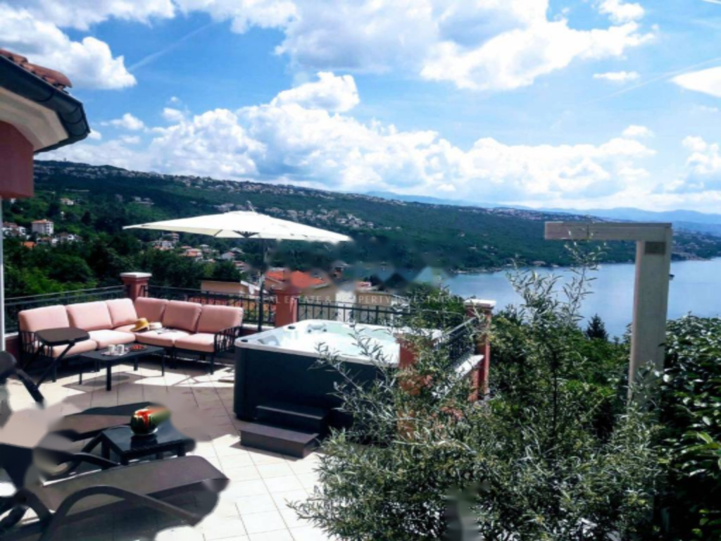 Дом в Опатии, Хорватия, 550 м² - фото 3