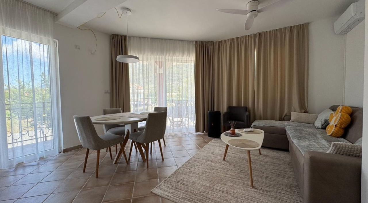 Квартира в Будве, Черногория, 79 м² - фото 2