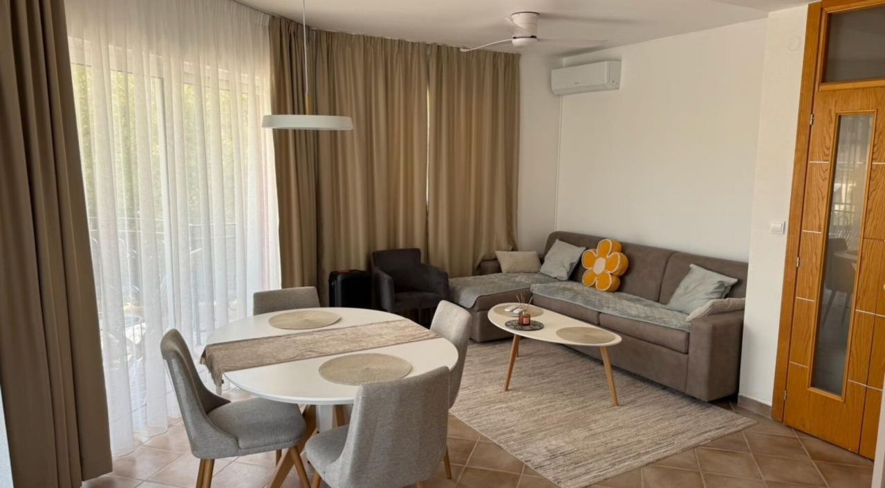 Квартира в Будве, Черногория, 79 м² - фото 1