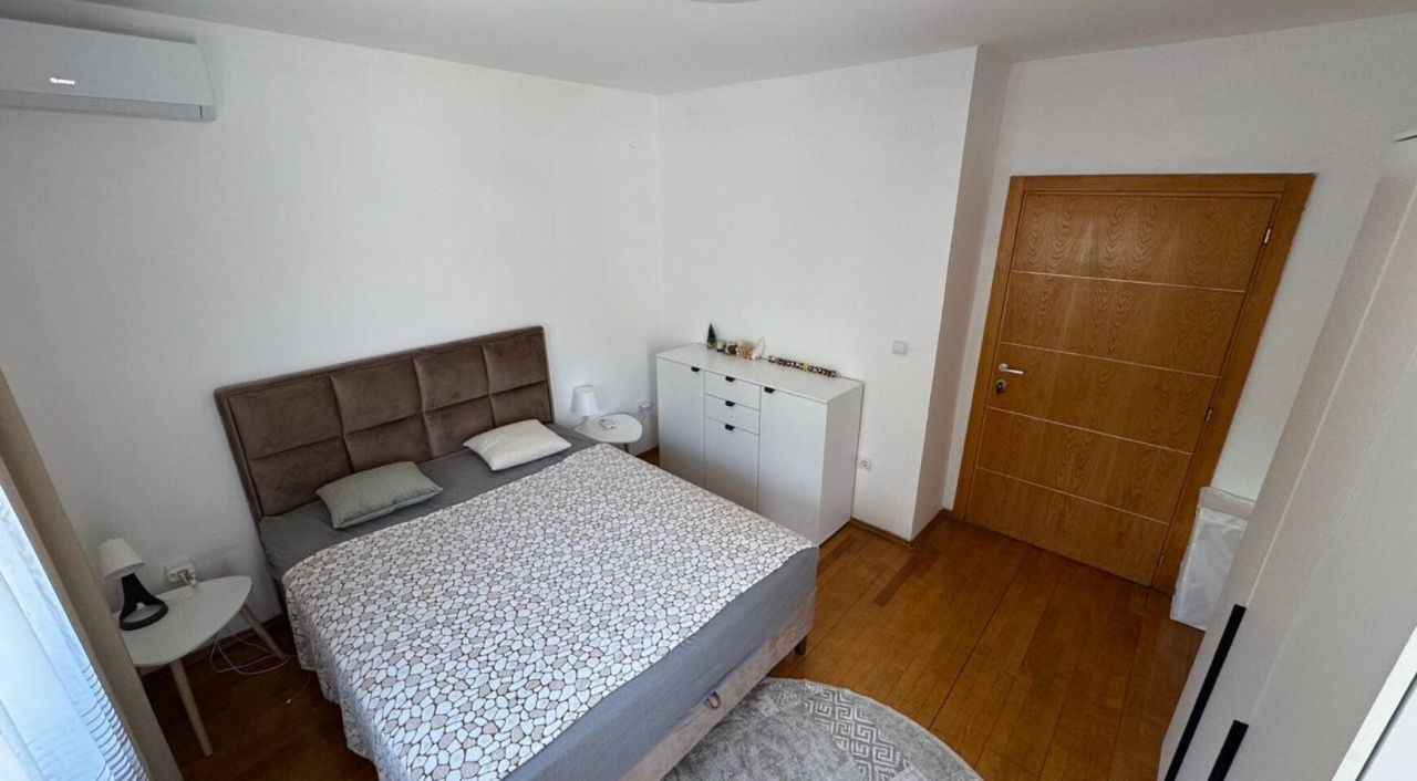 Квартира в Будве, Черногория, 79 м² - фото 11