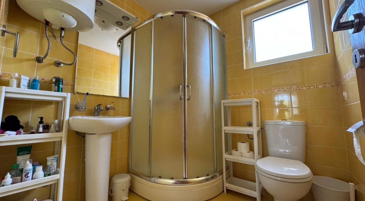 Квартира в Будве, Черногория, 79 м² - фото 12