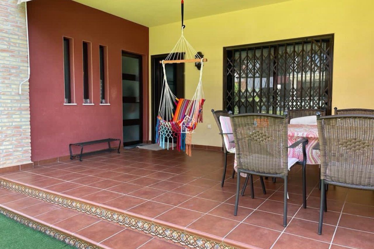 Доходный дом в Ориуэла Коста, Испания, 105 м² - фото 3