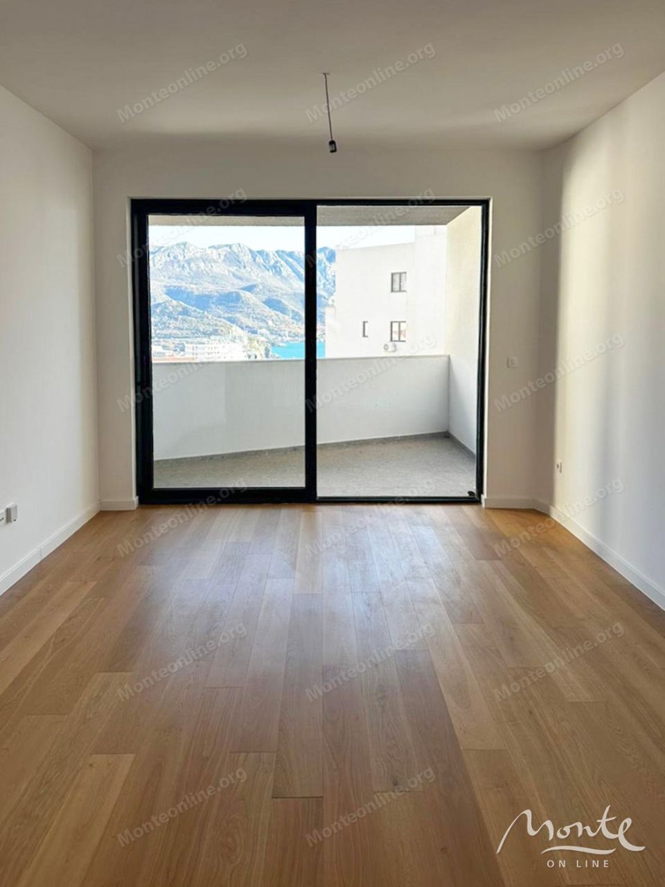 Апартаменты в Бечичи, Черногория, 54 м² - фото 2